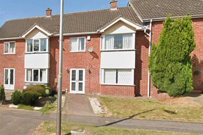 3 Bedroom Terraced House For Sale In Oak Way, Cleethorpes, DN35