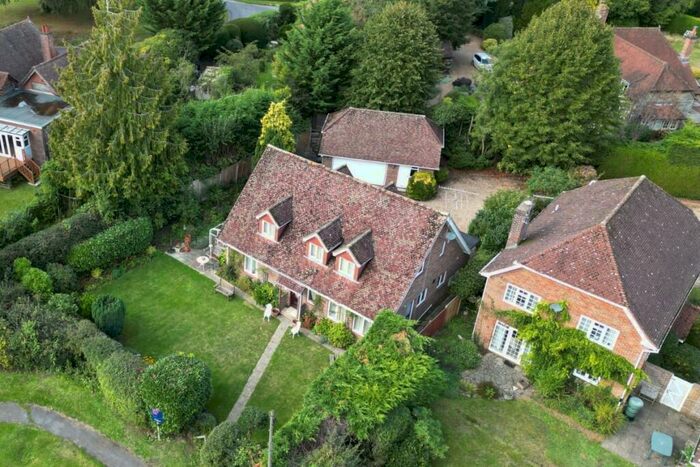 4 Bedroom Detached House For Sale In Redhearn Fields, Churt, GU10