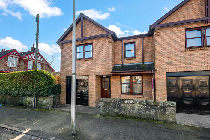 4 Bedroom Detached House For Sale In Shaftesbury Road, Dundee, DD2