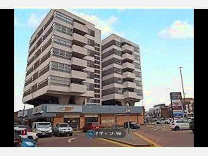 2 Bedroom Flat To Rent In Priscilla House, Sunbury-On-Thames, TW16