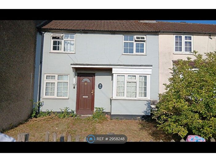 3 Bedroom Terraced House To Rent In Buckingham Road Aylesbury Bukinghamshire, Aylesbury, HP19