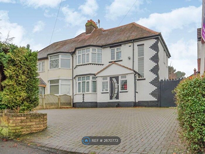 5 Bedroom Semi Detached House To Rent In Codsall Road, Wolverhampton, WV6