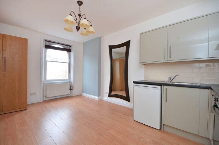 Studio To Rent In Nevern Place, Earls Court, London, SW5