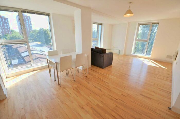 1 Bedroom Apartment To Rent In Emmeline, Manchester, M40