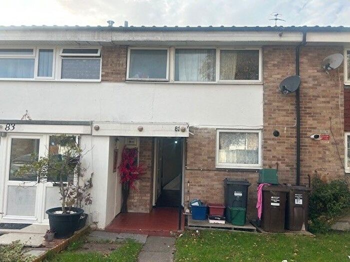 3 Bedroom Flat For Sale In Wheatlands, Hounslow, TW5