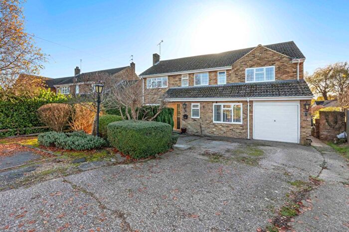 4 Bedroom Detached House For Sale In Birchwood Chase, Great Kingshill, HP15