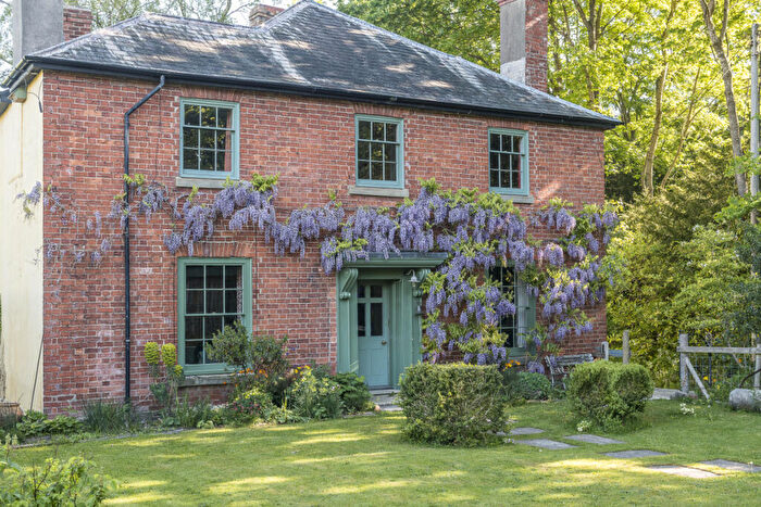 6 Bedroom Detached House For Sale In Clatterbrune Farmhouse Presteigne, LD8