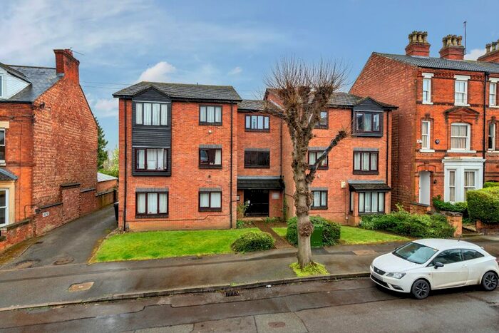 1 Bedroom Flat For Sale In Castle Street, Wellingborough, NN8