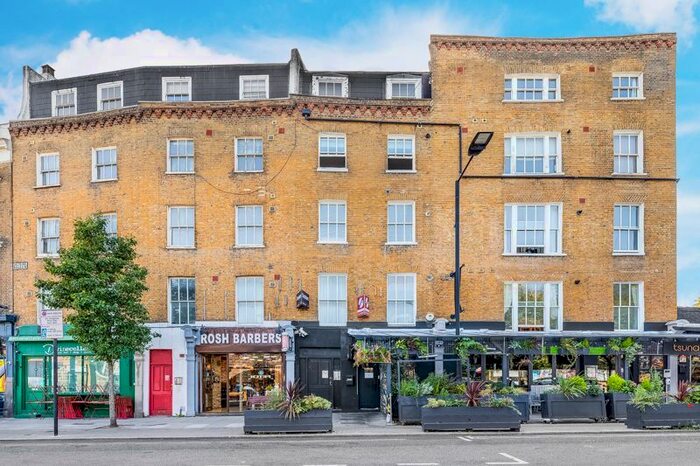 2 Bedroom Flat To Rent In Voltaire Road, London, SW4