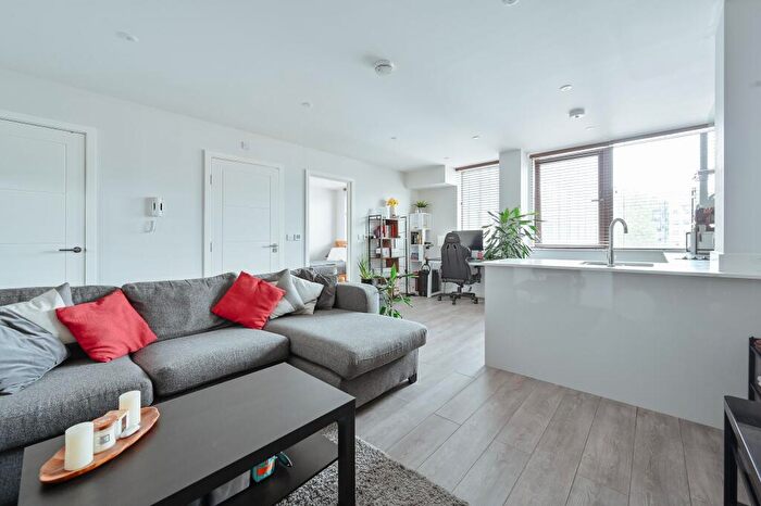 1 Bedroom Flat For Sale In Queens House, Kymberley Road, Harrow, HA1