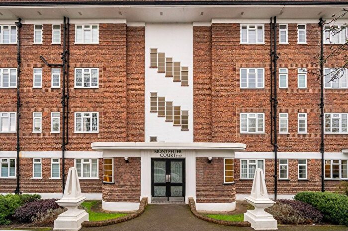 2 Bedroom Flat To Rent In Montpelier Road, Ealing, London, W5