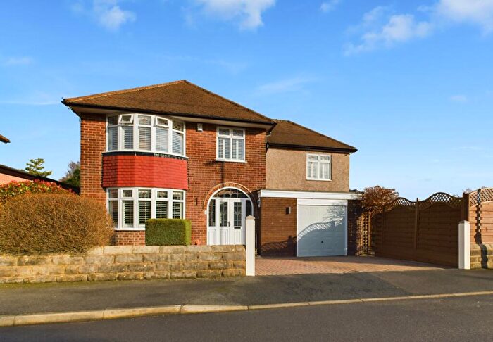4 Bedroom Detached House For Sale In Elwood Road, Sheffield, South Yorkshire, S17