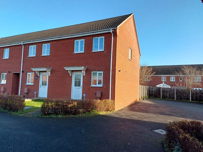 2 Bedroom End Of Terrace House For Sale In Grantham Avenue, Great Cornard, CO10