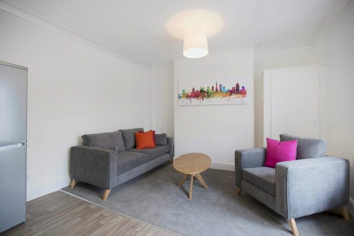 4 Bedroom Flat To Rent In Stapleton Road, Easton, Bristol, BS5