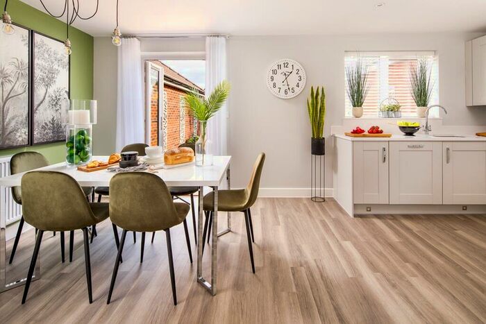 4 Bedroom Semi-Detached House For Sale In Stirling Close, Maldon, CM9