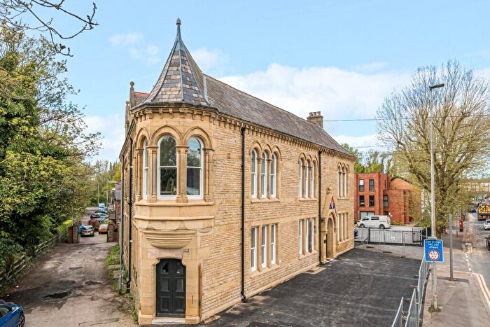 1 Bedroom Flat To Rent In Walkden Road, Worsley, M28