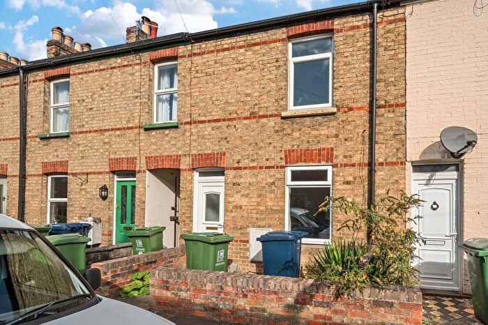 2 Bedroom Terraced House To Rent In Windsor Street, Headington, OX3