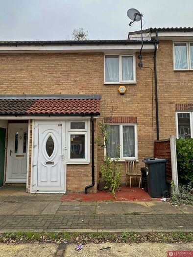 2 Bedroom House To Rent In Fenman Gardens, Goodmayes, IG3