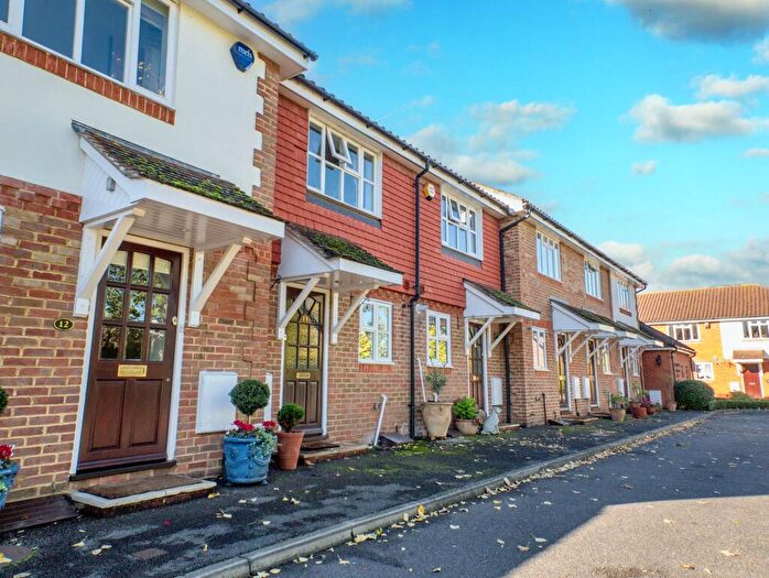 2 Bedroom Terraced House To Rent In Hollyhedge Road, Cobham, KT11