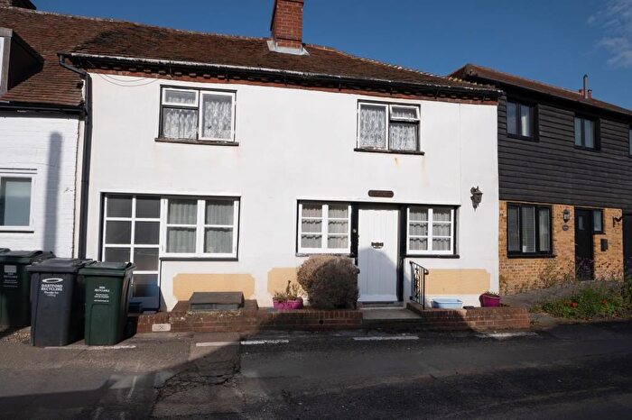 2 Bedroom End Of Terrace House For Sale In Five Ways, Warren Road, Southfleet, Gravesend, Kent, DA13