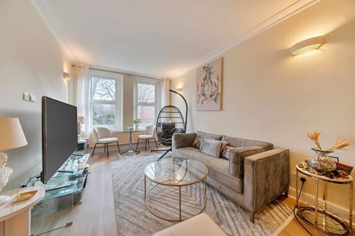 2 Bedroom Flat For Sale In Circus Lodge, St. Johns Wood, NW8