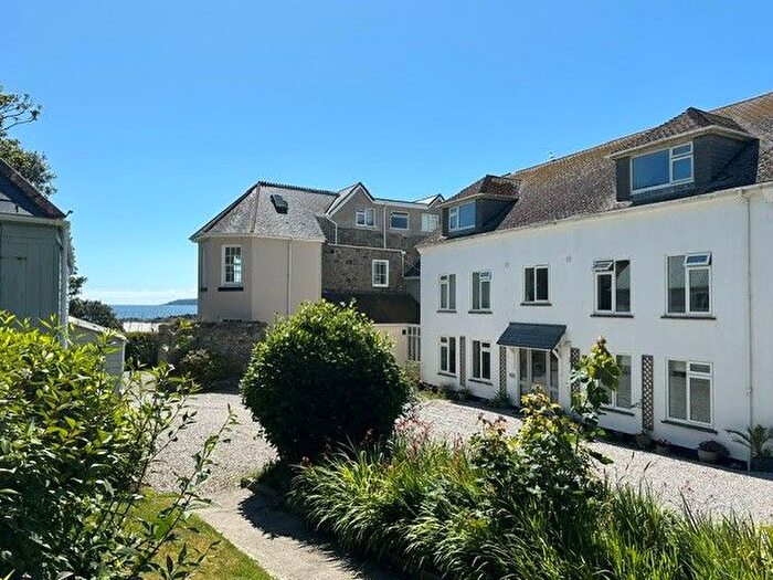2 Bedroom Flat To Rent In West End, Marazion, TR17