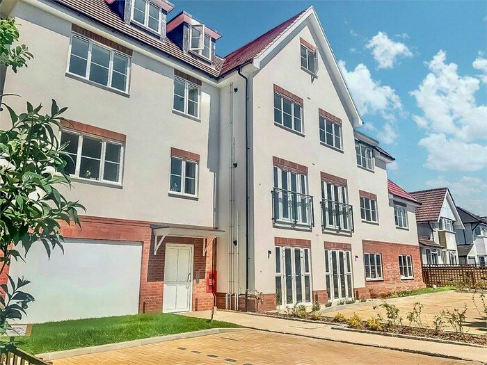 1 Bedroom Penthouse To Rent In Bathurst Walk, Richings Park, SL0