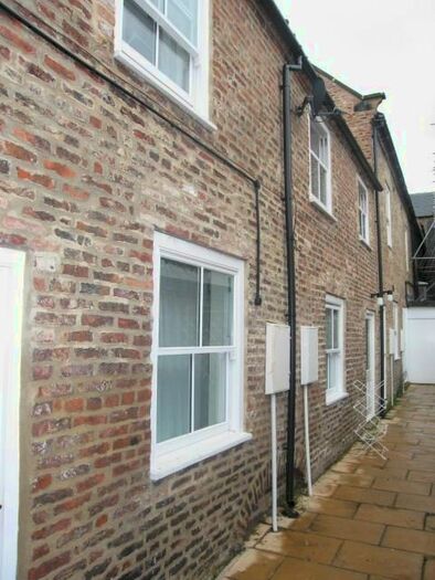 1 Bedroom Flat To Rent In The Applegarth, Northallerton, DL7