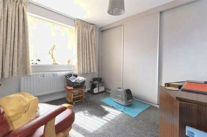 2 Bedroom Bungalow For Sale In Glebe Road, Biggleswade, Bedfordshire, SG18