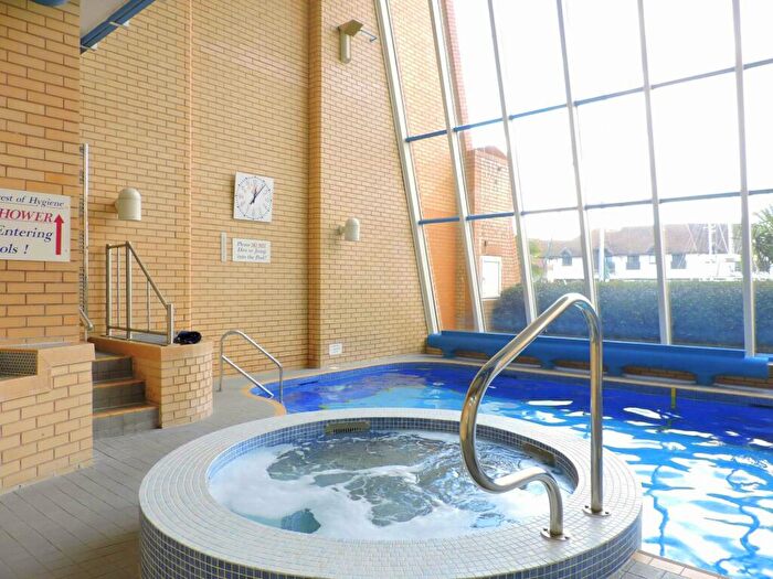 2 Bedroom Apartment To Rent In Oyster Quay, Port Solent, PO6