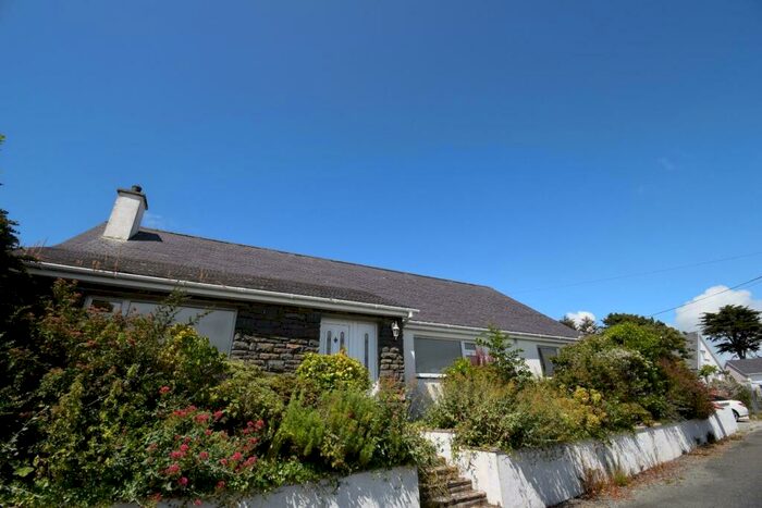 5 Bedroom House For Sale In Upper Morannedd, Criccieth, LL52