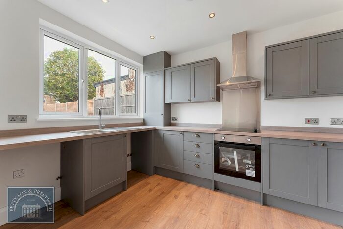 3 Bedroom Semi-Detached House To Rent In Devon Close, Buckhurst Hill, IG9