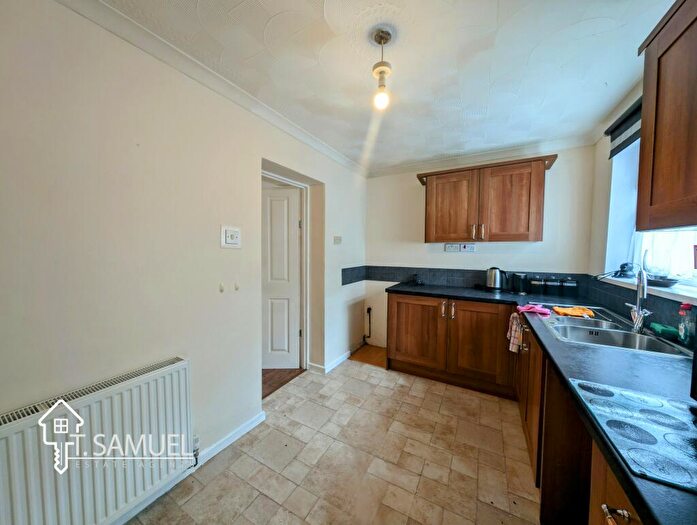 3 Bedroom Terraced House For Sale In High Street, Mountain Ash, CF45