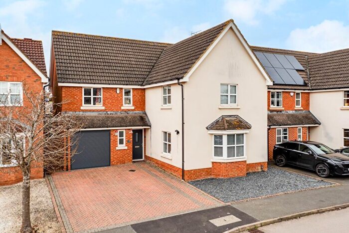 4 Bedroom Detached House For Sale In Lavender Close, Oakley Vale, NN18