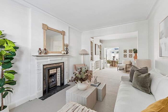 4 Bedroom Terraced House For Sale In Parkville Road, London, SW6