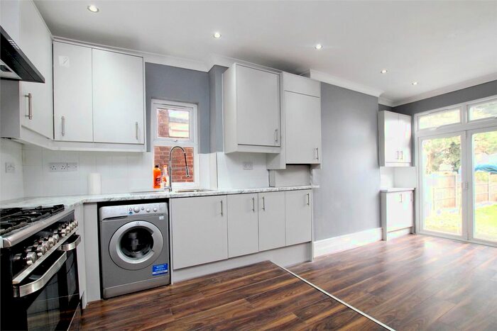 4 Bedroom Terraced House To Rent In Wynndale Road, London, E18
