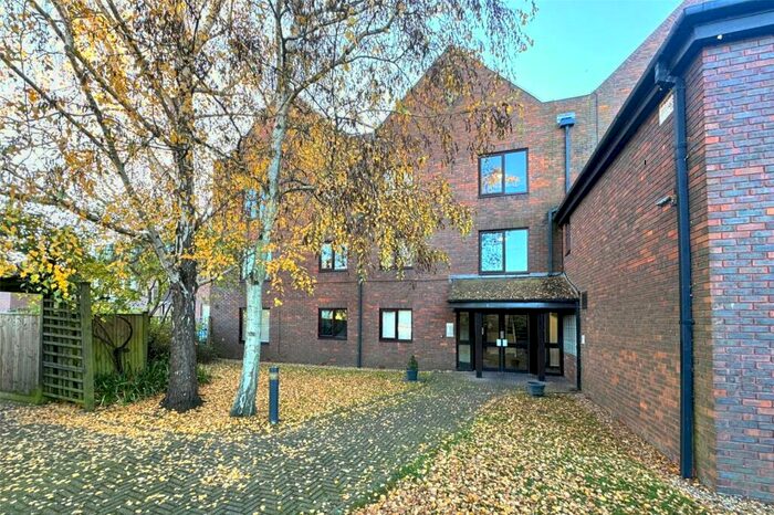 1 Bedroom Apartment To Rent In Freelands Road, Cobham, Surrey, KT11