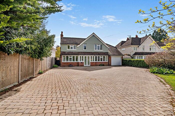5 Bedroom Detached House For Sale In Shortheath Road, Farnham, Surrey, GU9