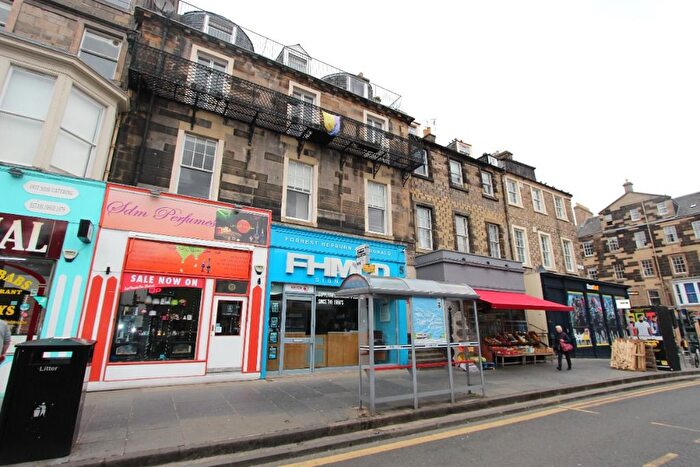 3 Bedroom Flat To Rent In Nicolson Square, The Pleasance, Edinburgh, EH8