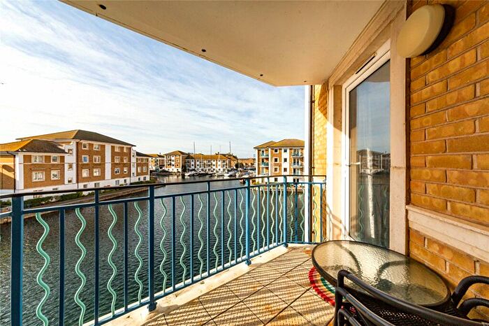 2 Bedroom Flat To Rent In St. Vincents Court, The Strand, Brighton, BN2