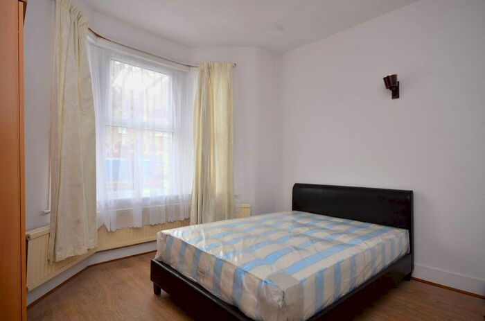 5 Bedroom Property To Rent In Gwendoline Avenue, Plaistow, London, E13