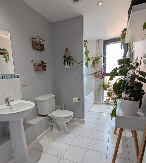 1 Bedroom Flat For Sale In Taylor Place, , Bow, London, E3