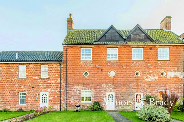 4 Bedroom Terraced House For Sale In St. Georges, Wicklewood, Wymondham NR18