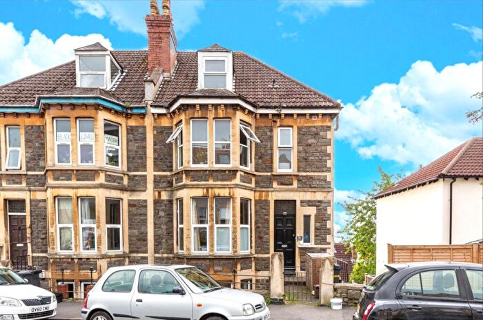 1 Bedroom Apartment For Sale In Belvoir Road, Bristol, BS6