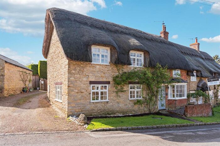 2 Bedroom Semi-Detached House For Sale In Common Street, Ravenstone, Olney, MK46
