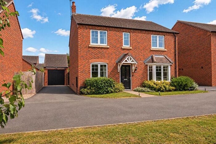4 Bedroom Detached House For Sale In Nelsons Way, Stockton, Southam, CV47