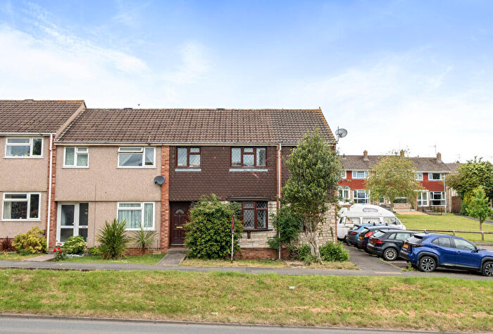 3 Bedroom End Of Terrace House For Sale In Charlton Road, Keynsham, Bristol, Somerset, BS31