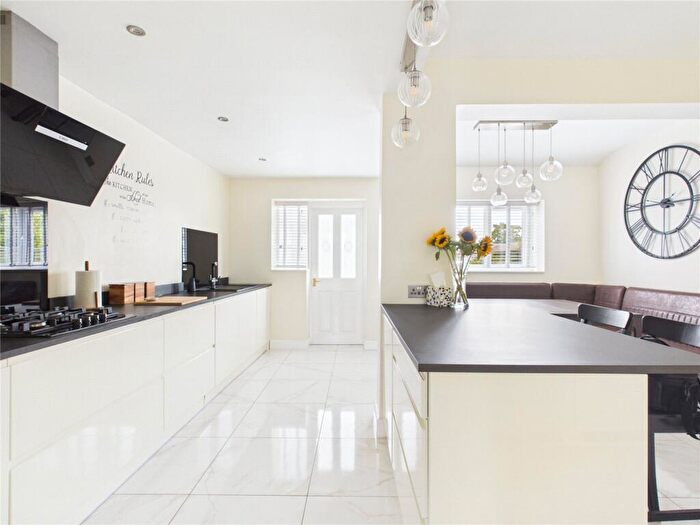 3 Bedroom Semi Detached House For Sale In Alma Road, Kingswood, Bristol, BS15