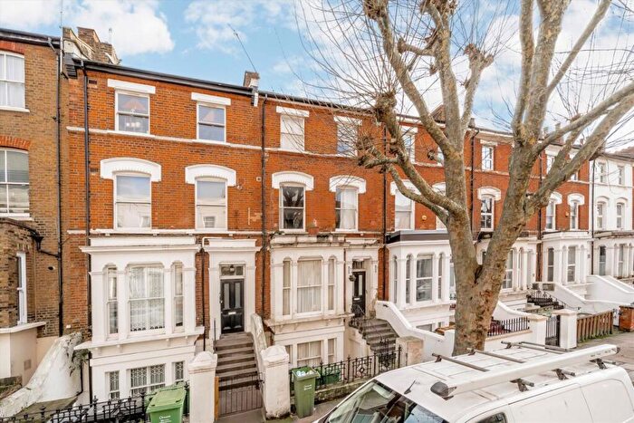 4 Bedroom Flat To Rent In Iverson Road, West Hampstead, NW6