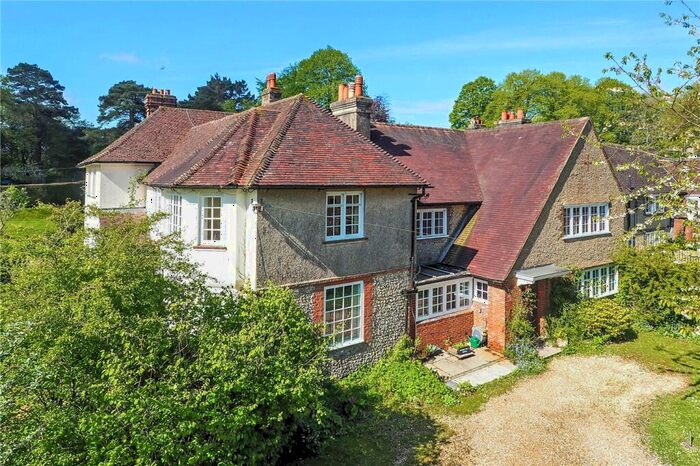5 Bedroom House For Sale In Stoner Hill Road, Froxfield, Petersfield, Hampshire, GU32